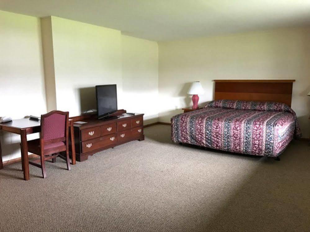 Shadowbrook Resort 2*